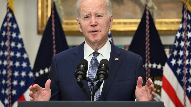 the American banking system is “solid”, assures Joe Biden