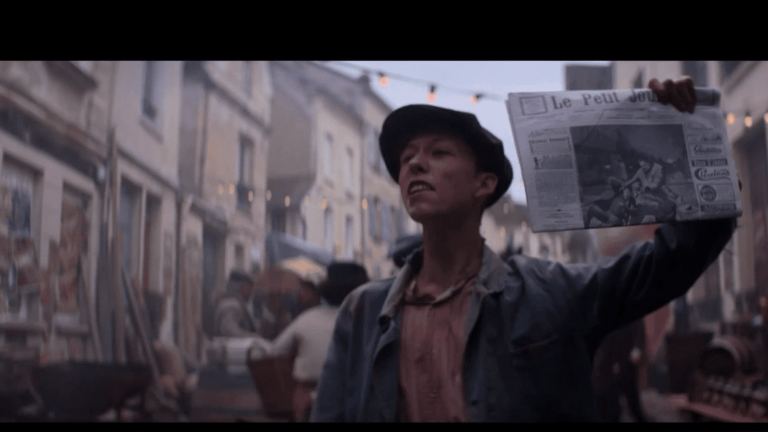 the “Apaches” reveal the gangsters of Paris in the 1900s