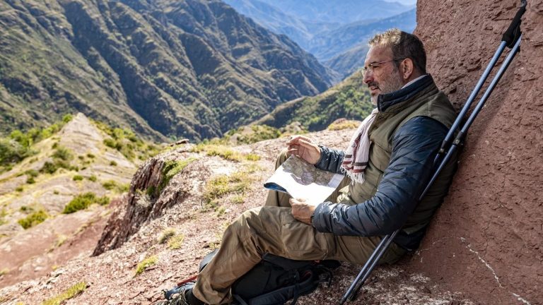 the long walk of Sylvain Tesson with a Jean Dujardin not really in his place