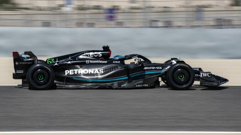 the teams rely on increasingly black liveries to improve performance