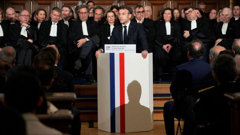 three questions that arise after the announcement of Emmanuel Macron