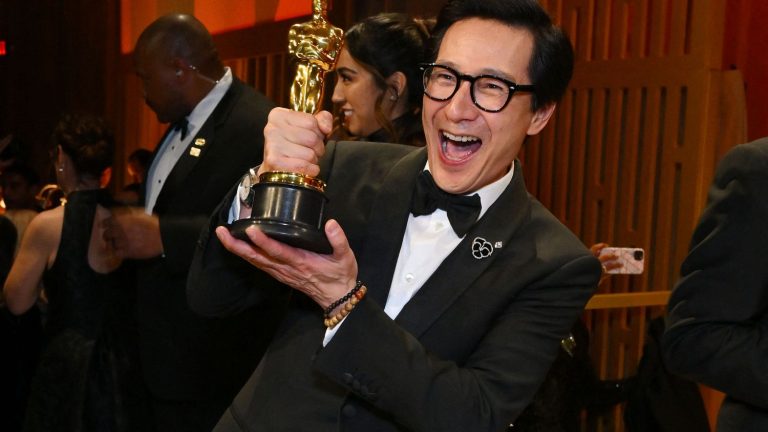 who is Ke Huy Quan, the former boat people, named best supporting actor in Hollywood?