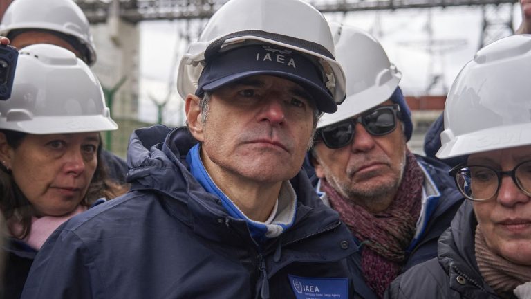 who is Rafael Grossi, the boss of the IAEA who landed at the Ukrainian nuclear power plant in Zaporijjia, in territory occupied by the Russians?