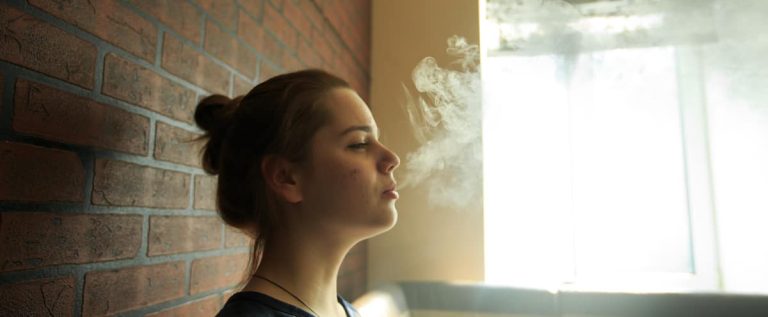 Vaping: Quebec bans flavors