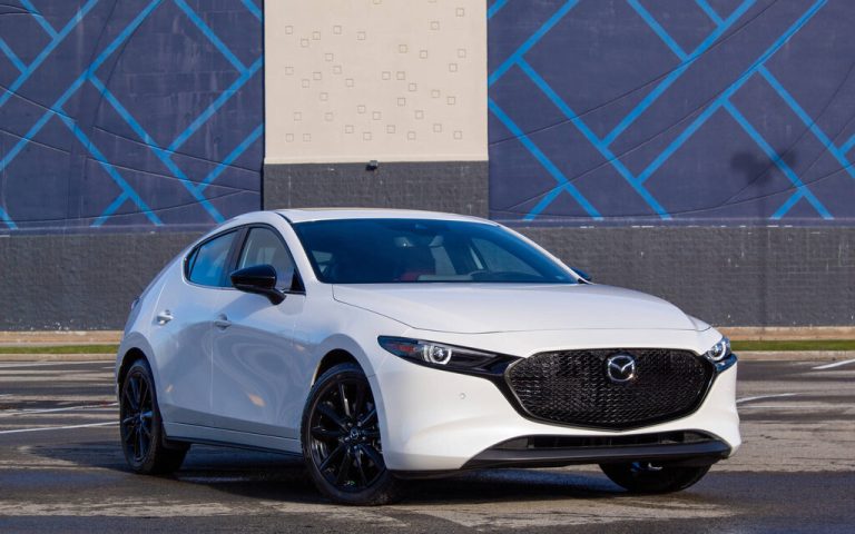 2023 Mazda3 Sport GT Turbo: Combining Versatility with Sportiness