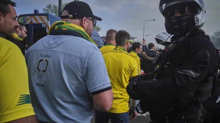 55 people arrested for theft and violence on the sidelines of the match