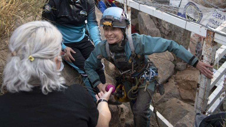 A Spanish sportswoman voluntarily spent 500 days alone in a cave for a scientific experiment