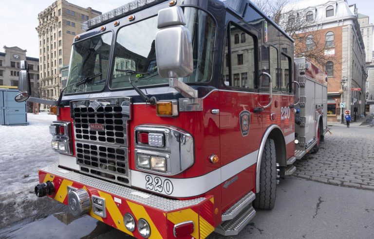 A fire in Hochelaga-Maisonneuve leaves dozens of people evacuated