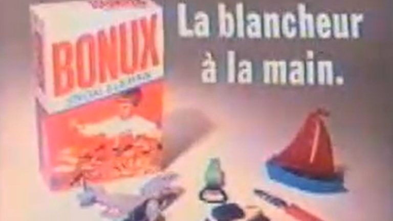 Bonux detergent is back (and its mythical little gift too)