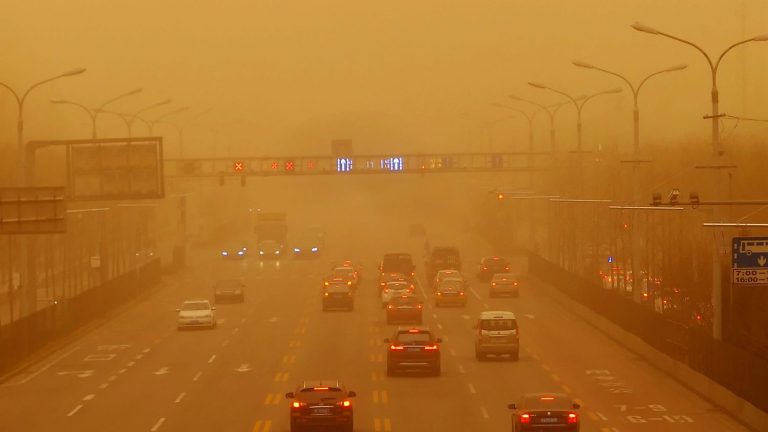 China faces upsurge in sandstorms