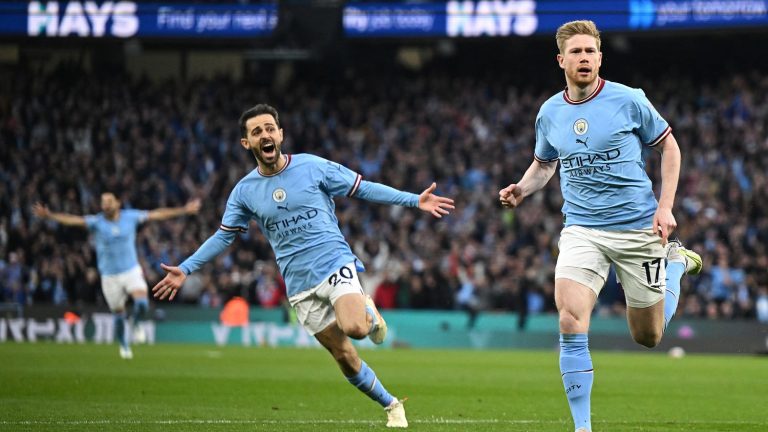 Cityzens lead, Gunners close the gap late… Follow the Premier League clash