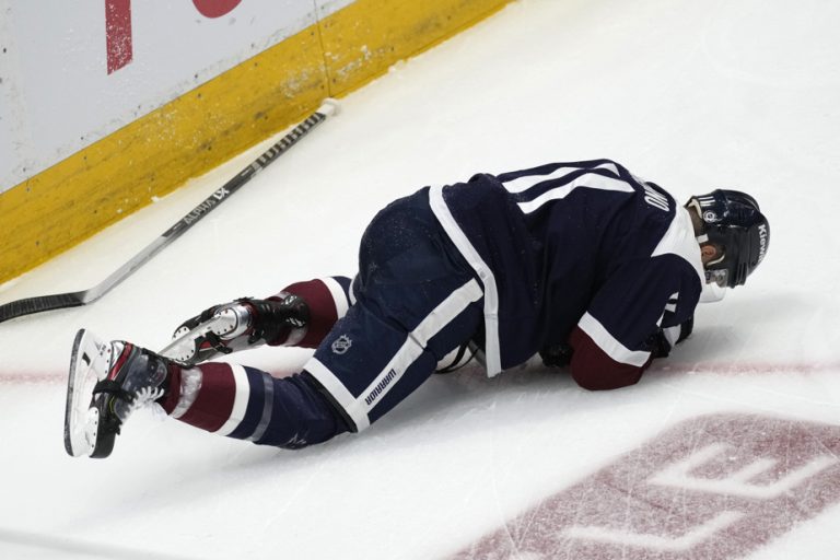 Colorado Avalanche |  Andrew Cogliano suffered a broken neck