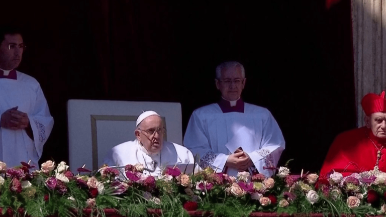 Easter: many faithful present in Rome for the celebrations