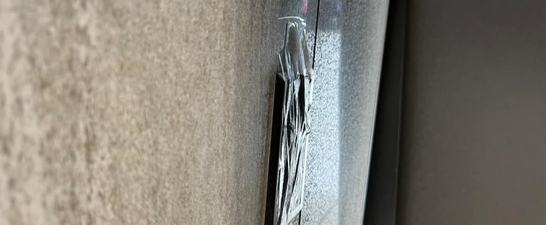 Electrical outlets hidden and made inaccessible at the Galeries d’Anjou