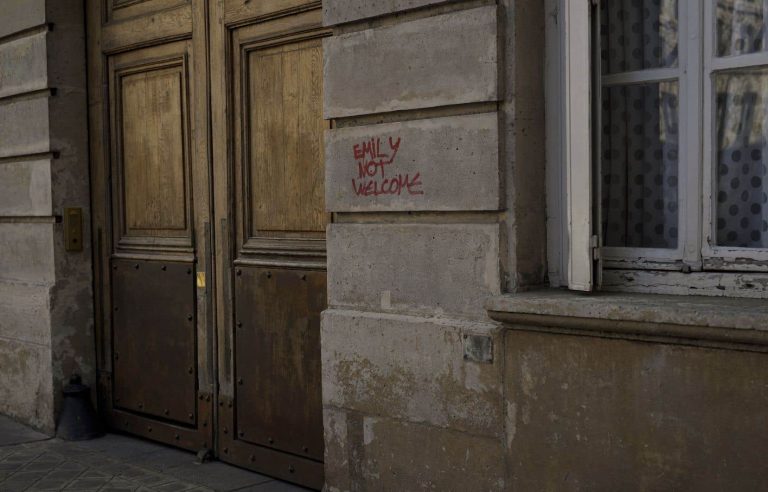 Fans of the “Emily in Paris” series invade a quiet square in Paris﻿