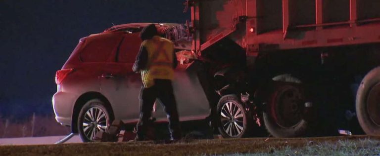 Fatal accident: a vehicle crashes into a heavy truck in Rivière-des-Prairies