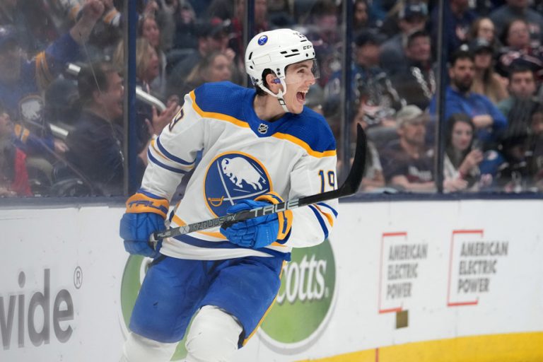 Friday in the NHL |  Sabers beat Blue Jackets 5-2 to wrap up season