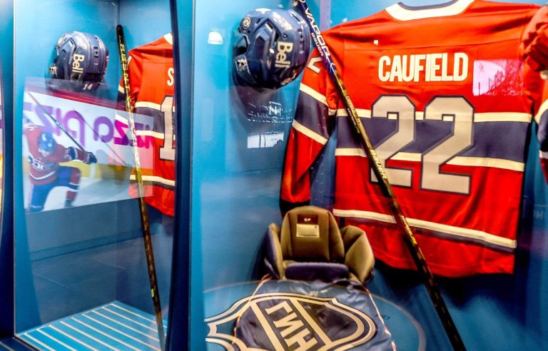 Hockey jumps on the ice rink at the Montreal Science Center