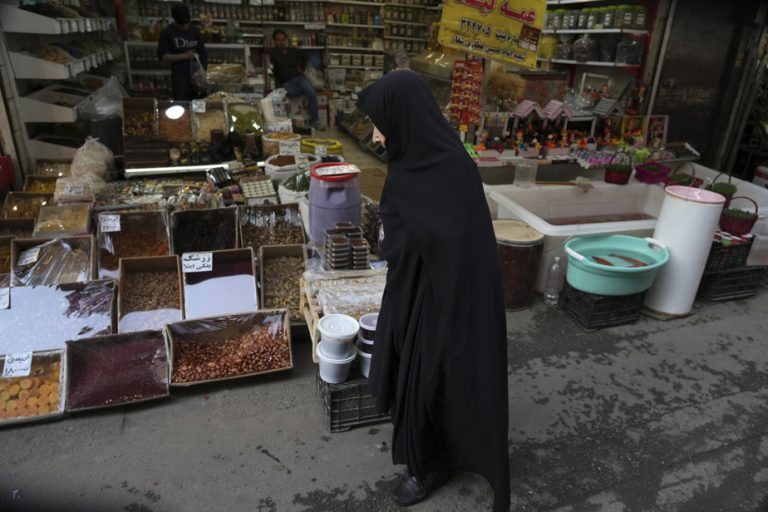 Iran to deploy new technology to spot unveiled women