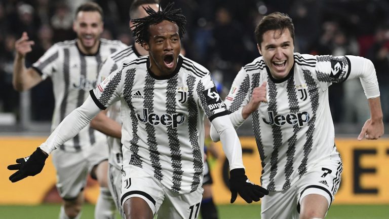 Juventus get their 15-point penalty suspended