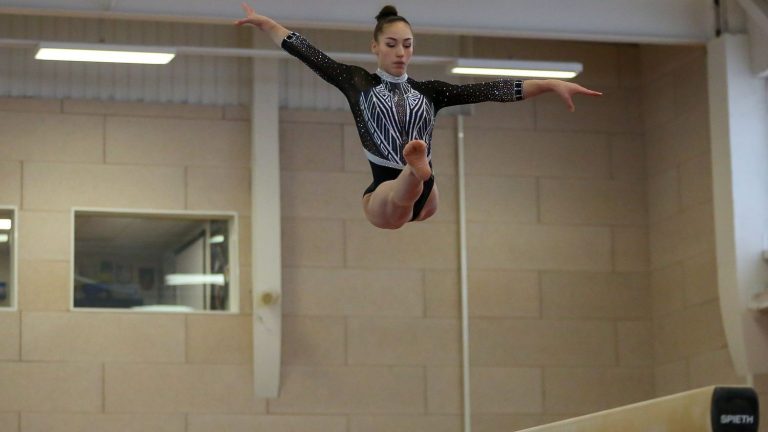 Kaylia Nemour, great hope of gymnastics in France, prevented from competing