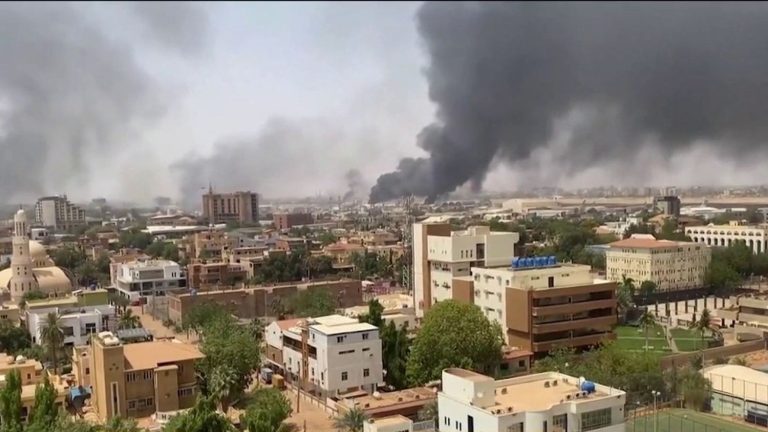 Khartoum torn apart by a clash of generals