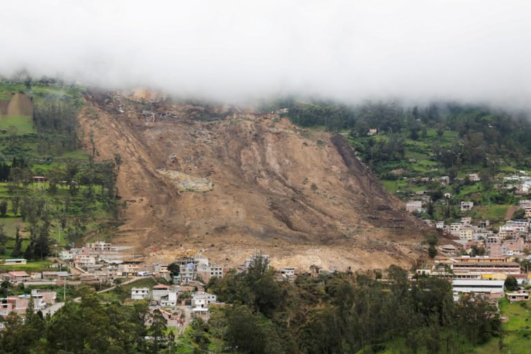 Landslide in Ecuador |  New death toll puts 27 dead