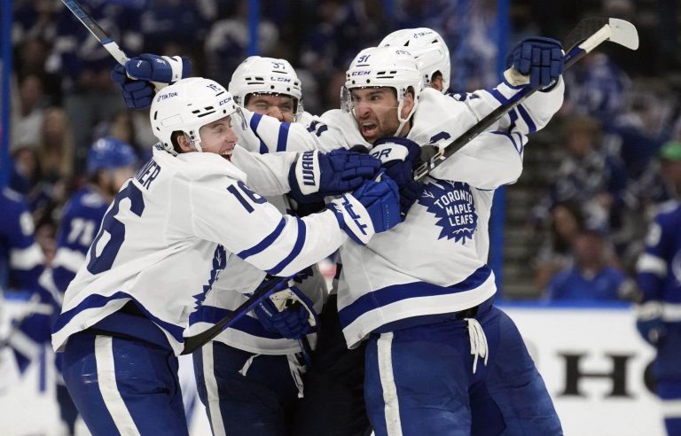 Leafs eliminate Lightning in six games