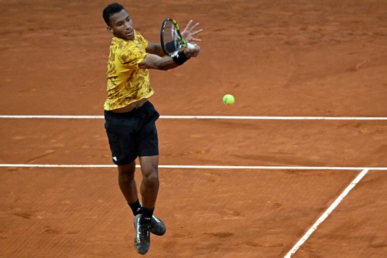 Madrid Open |  Félix Auger-Aliassime and Denis Shapovalov victorious in doubles