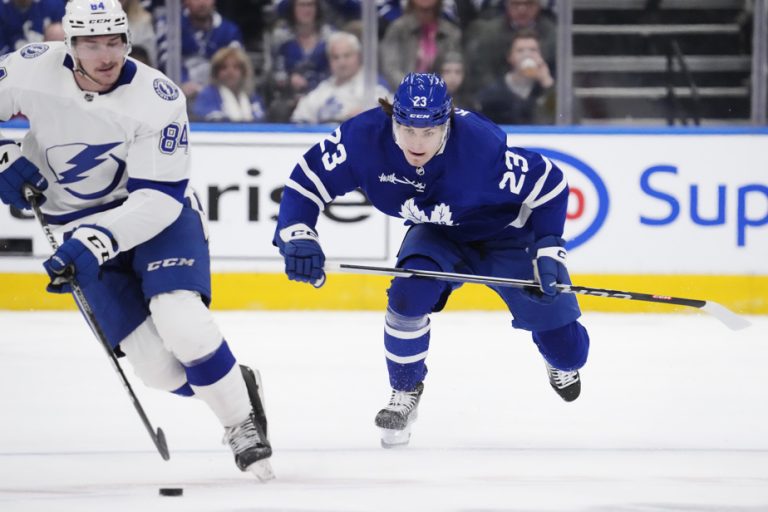 Maple Leafs |  Matthew Knies will be in the lineup for Game 5