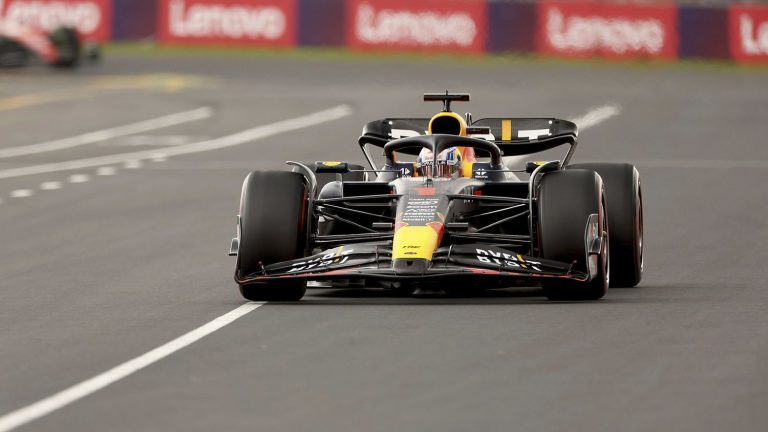 Max Verstappen wins the Australian Grand Prix after a very lively race, another podium for Fernando Alonso