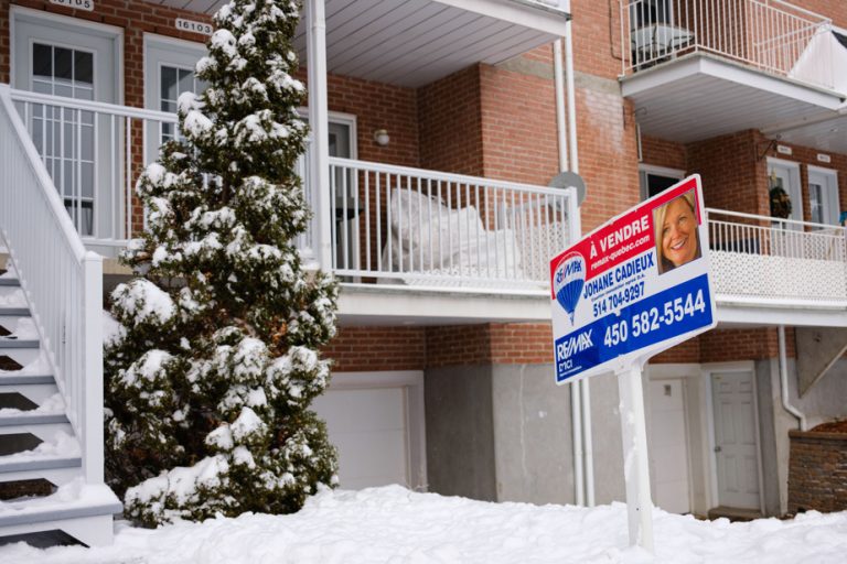 Montreal |  New low for home sales