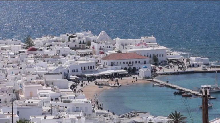 Mykonos facing illegal constructions