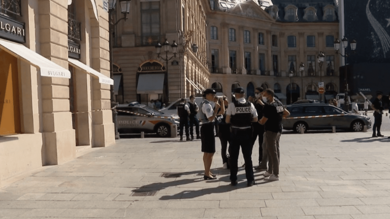 Paris: investigators on the trail of the robbers of the Place Vendôme jewelry store