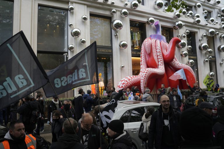 Pension reform in France |  12th round in the street, before the constitutional verdict