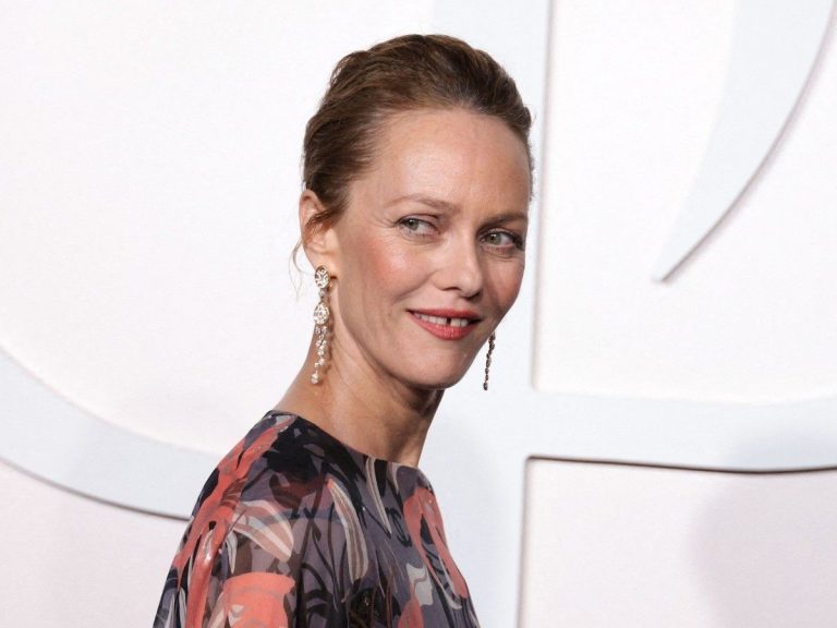 “People I didn’t know insulted me and spat on me”, Vanessa Paradis, for her 50th birthday, delivers a moving testimony on her relationship to celebrity!