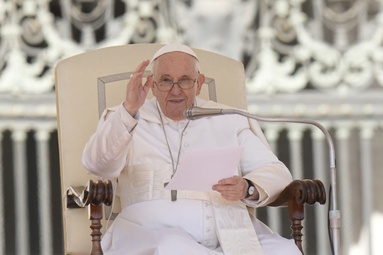 Pope grants women’s suffrage at next synod