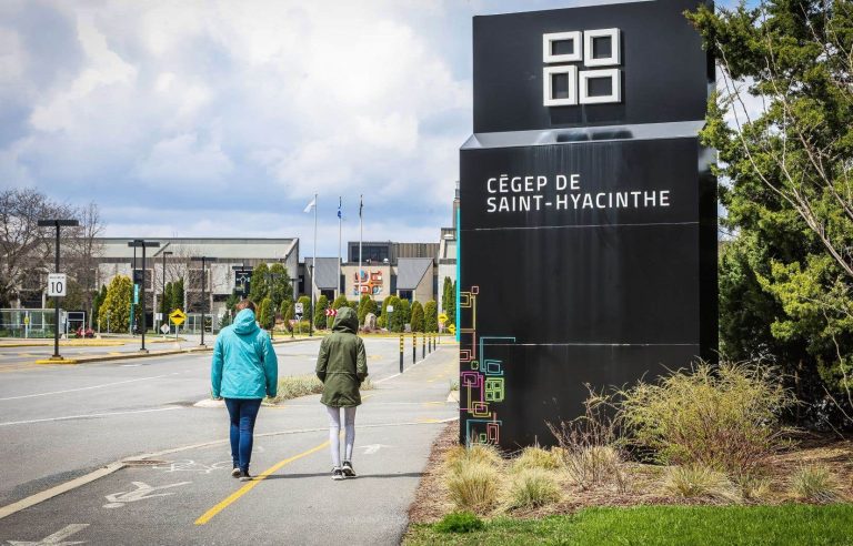 Quebec asks for a “state of the situation” at the Cégep de Saint-Hyacinthe