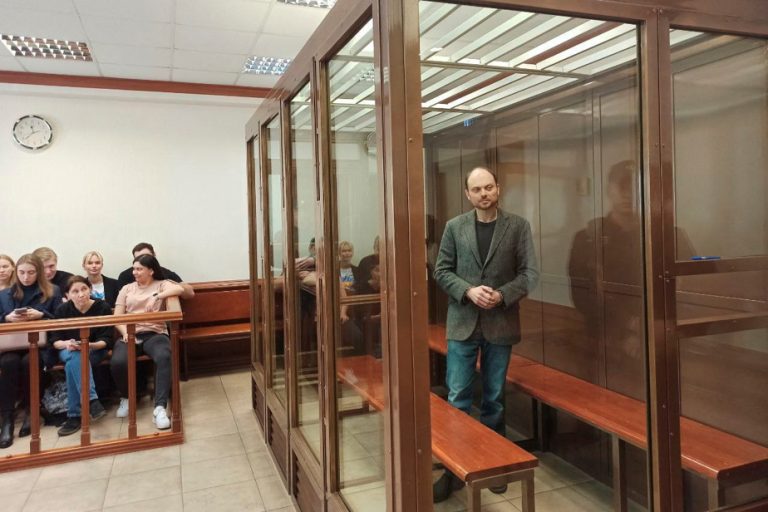 Russia |  Opponent Vladimir Kara-Murza sentenced to 25 years in prison