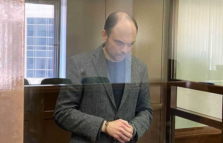 Russian opponent Vladimir Kara-Murza sentenced to 25 years in prison