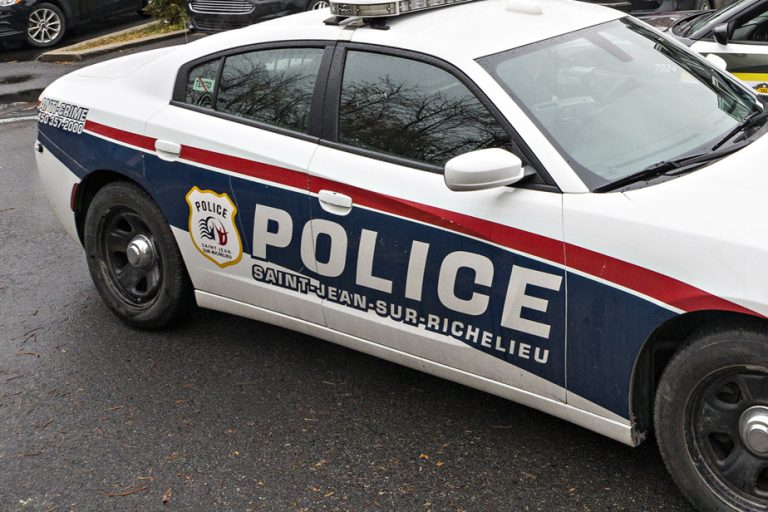 Saint-Jean-sur-Richelieu |  An inanimate body found in a residence, a man arrested