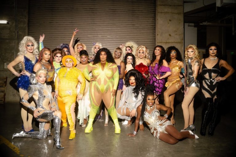 Show in Tennessee |  Lizzo invites drag queens to protest the law