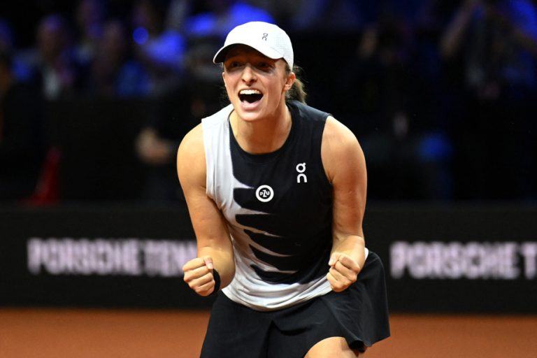 Stuttgart tournament |  Iga Swiatek dominates Aryna Sabalenka in the final