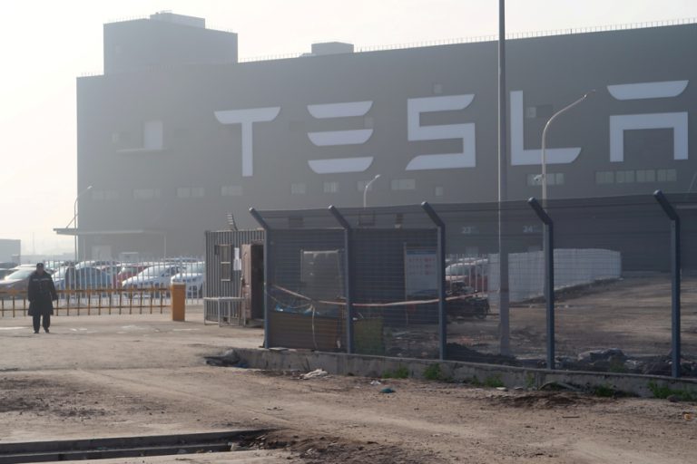 Tesla will build a battery factory in Shanghai