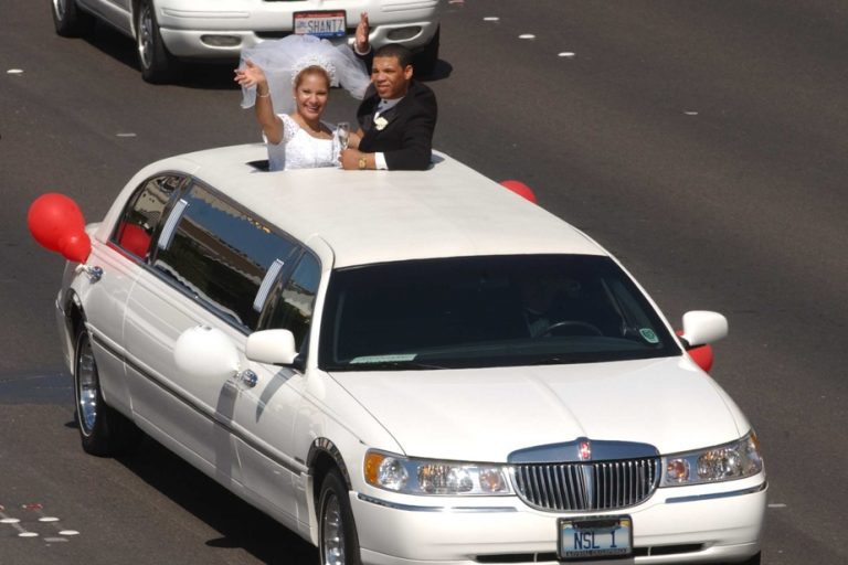 The slow agony of the stretched limo