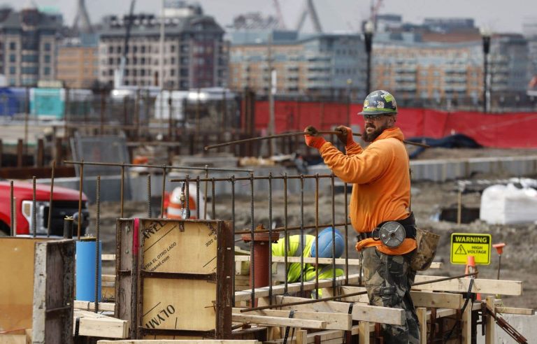 The slowdown in the US economy is confirmed in the first quarter