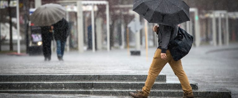 The south and center of the province will receive significant amounts of rain as of Sunday