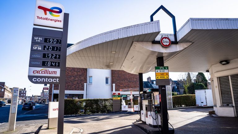 TotalEnergies “temporarily” widens the price cap to 1.99 euros per liter