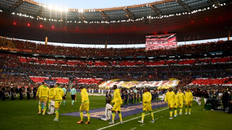 Toulouse and Nantes face off for the title, Emmanuel Macron expected in the stands