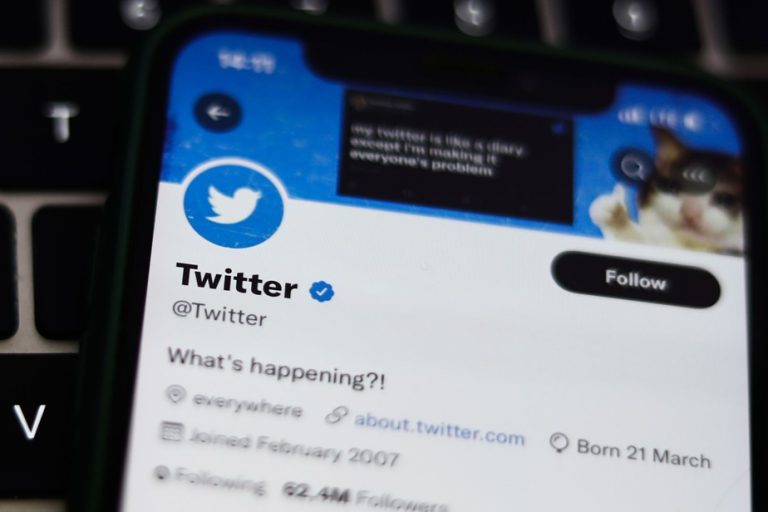 Twitter |  Blue hooks now paying, but less “credible”